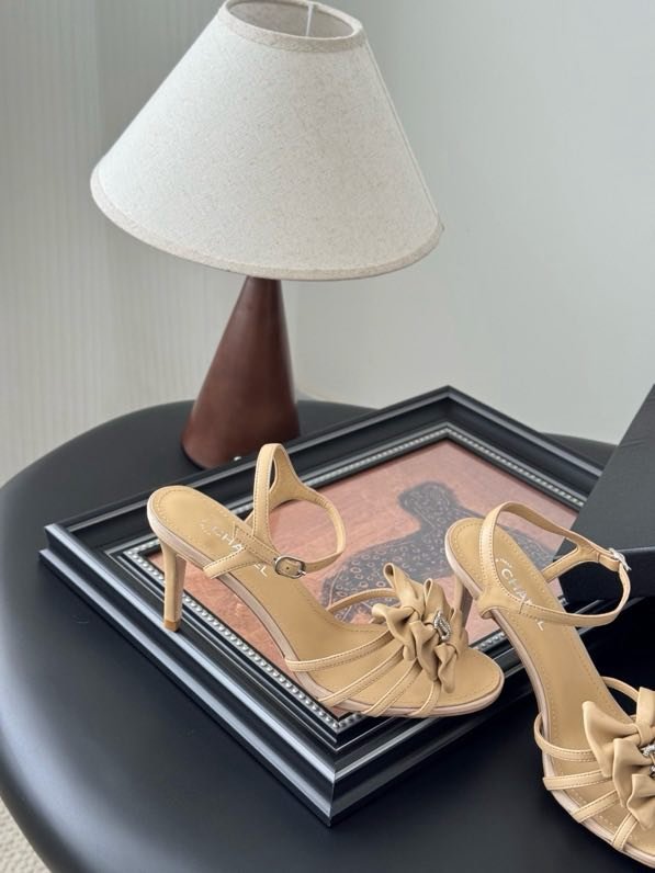 Босоножки фото 4