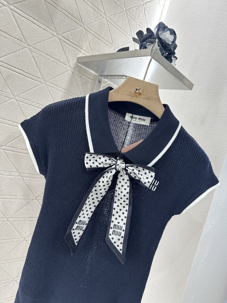 Футболка жіноча фото 7