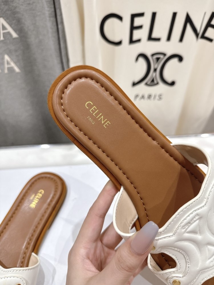 Шлепанцы женские фото 6