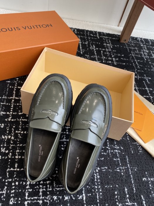 Туфли женские фото 4