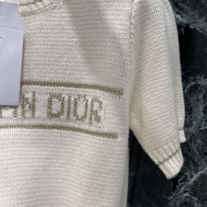 Футболка женская фото 5