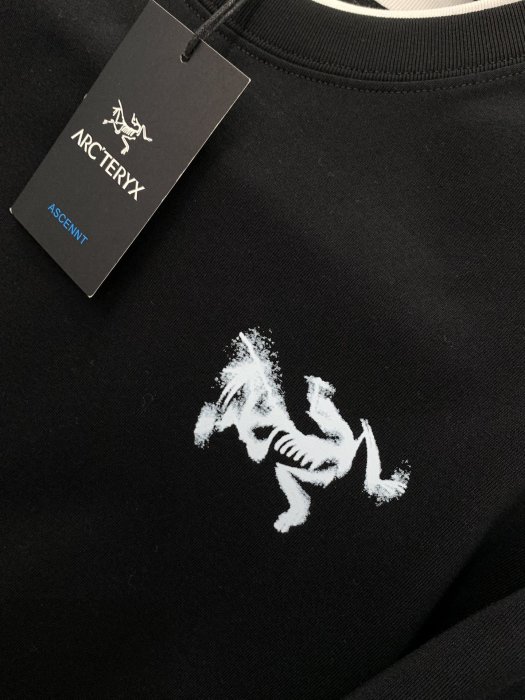 T-shirt men's фото 6