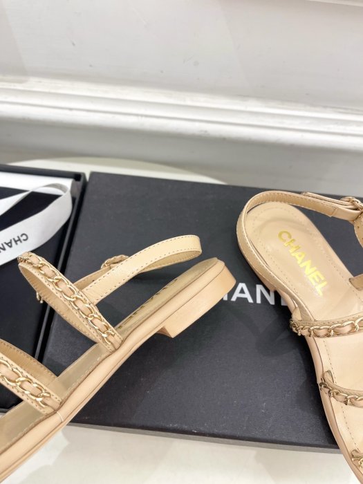 Сандалии женские фото 8