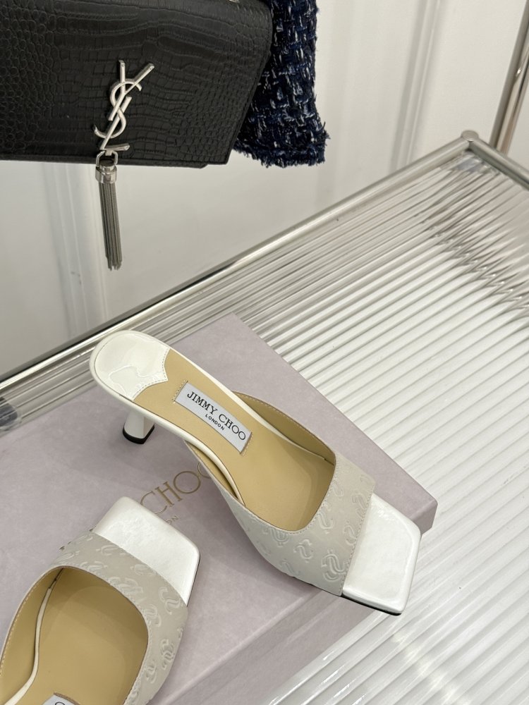 Босоножки фото 5