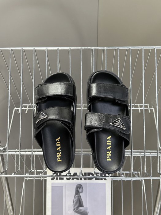 Шлепанцы фото 6