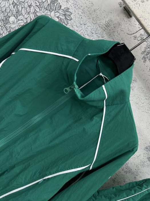 Costume female фото 2