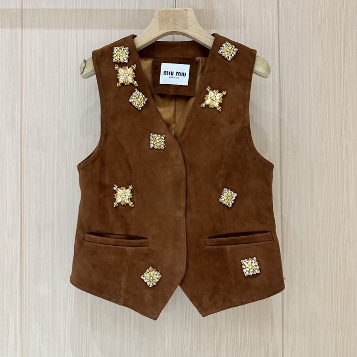 Vest women's leather фото 2