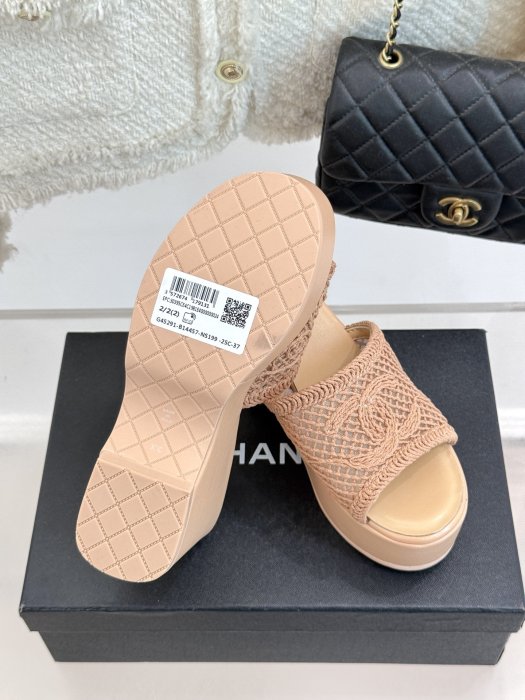 Босоножки фото 9