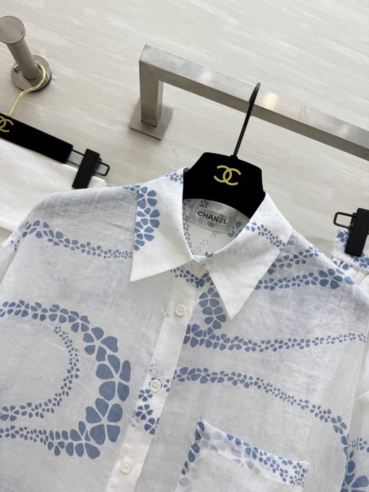 Costume female фото 3