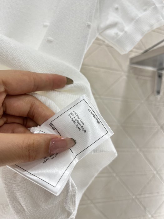 T-shirt women's фото 9