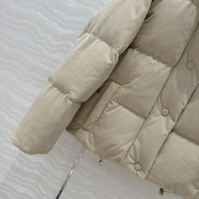 Down jacket фото 6