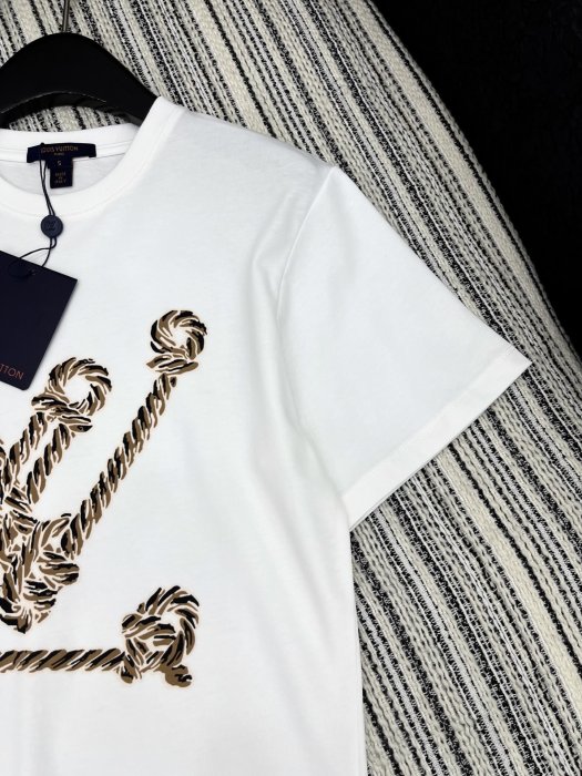 Футболка женская фото 3