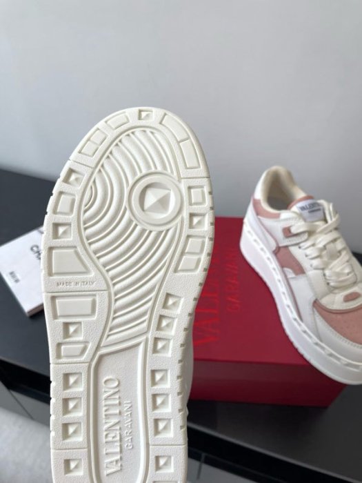 Sneakers women's фото 4