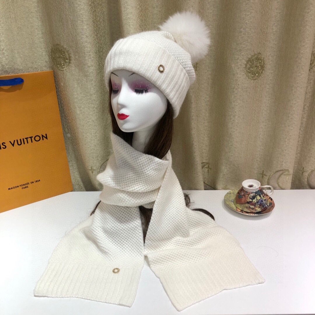 Set scarf and a cap cashmere knitted фото 7