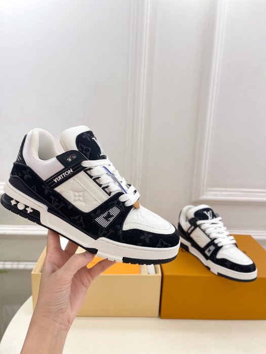 Кроссовки фото 4