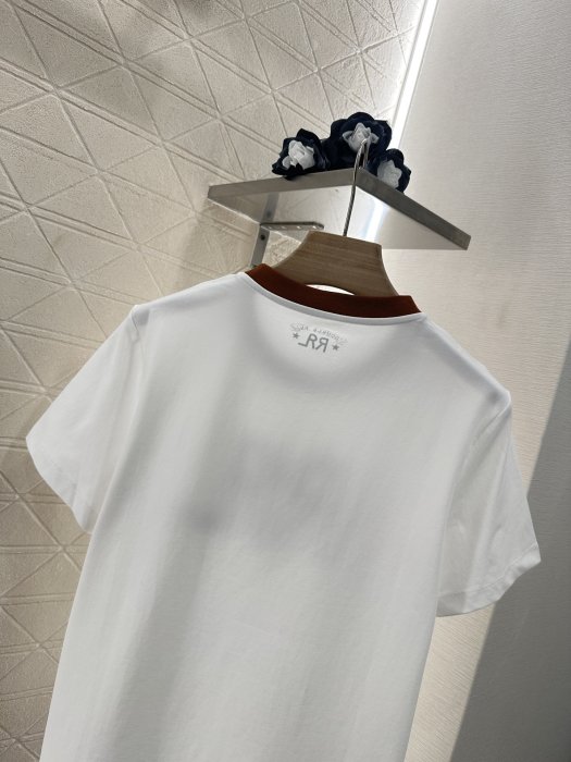 T-shirt women's фото 4