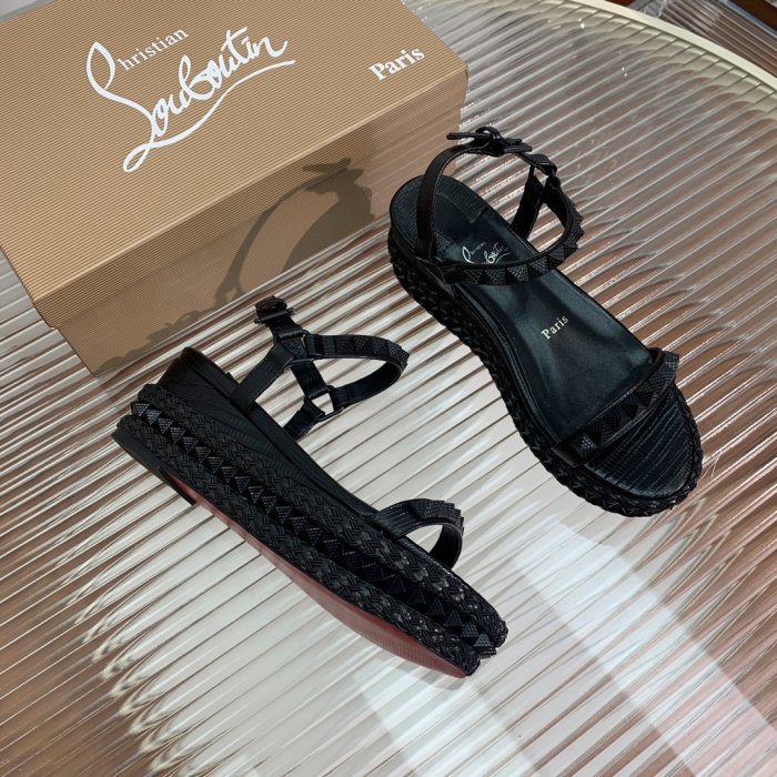 Босоножки фото 7