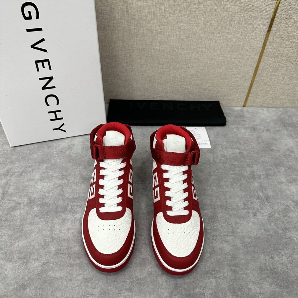 Sneakers men's