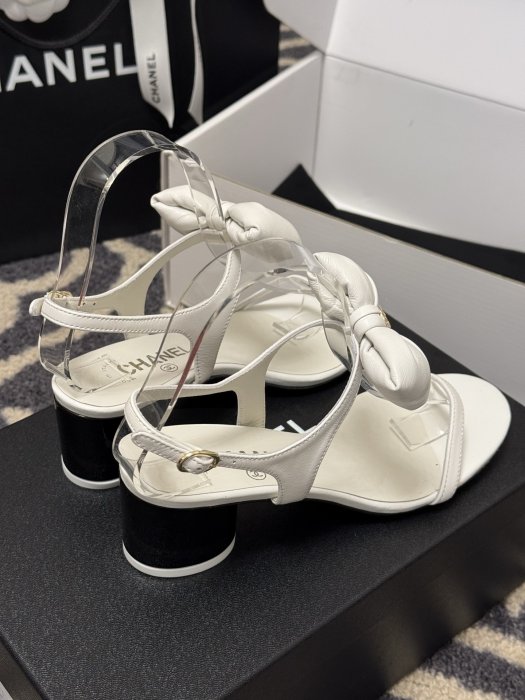 Босоножки фото 3