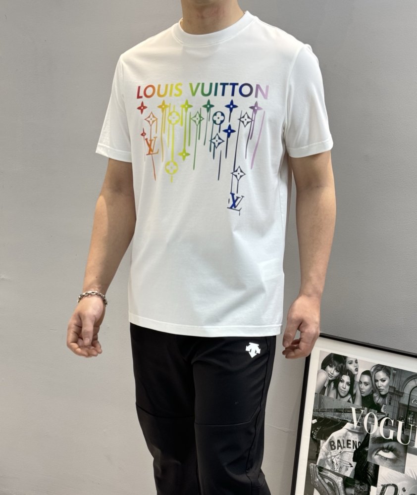 Футболка чоловіча