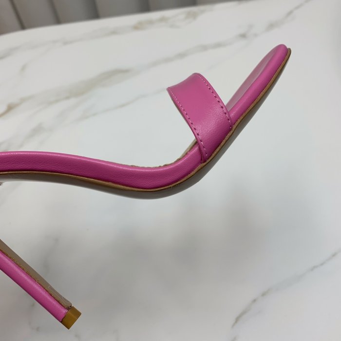 Босоножки фото 6