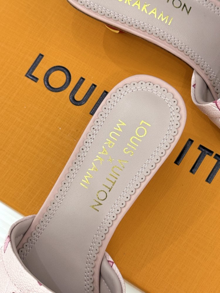 Босоножки фото 8