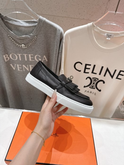 Лоферы женские фото 5