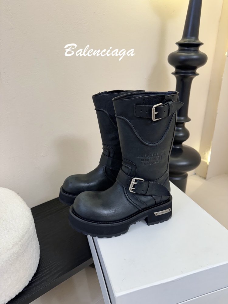 Чоботи жіночі фото 5