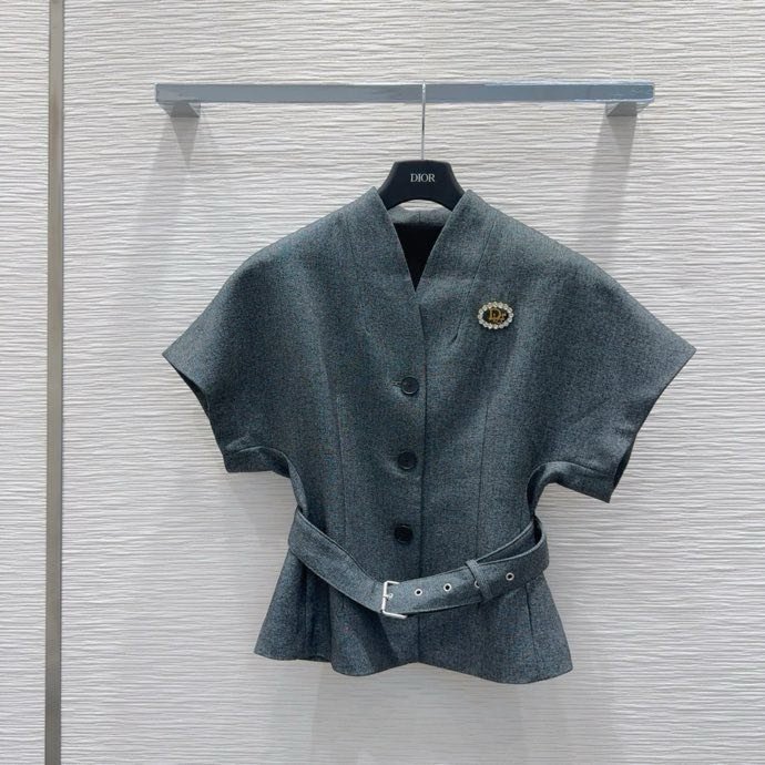 Костюм женский фото 2