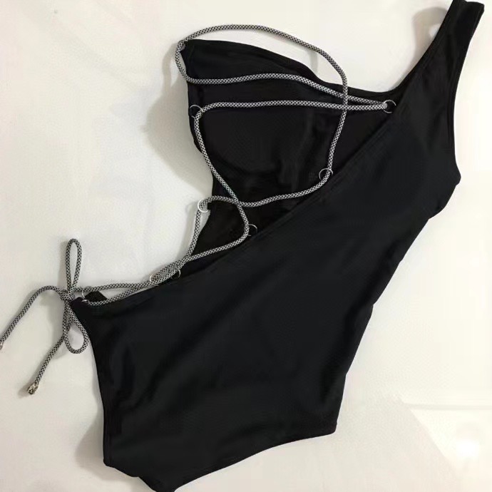 Fashionable swimsuit piecework, Colour the black