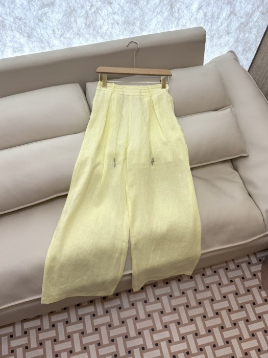 Костюм женский фото 7