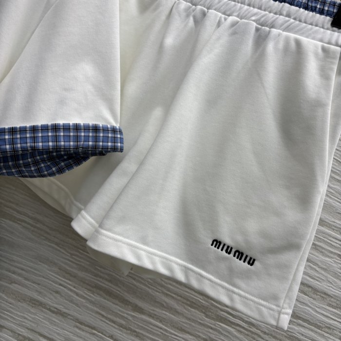 Костюм женский фото 7