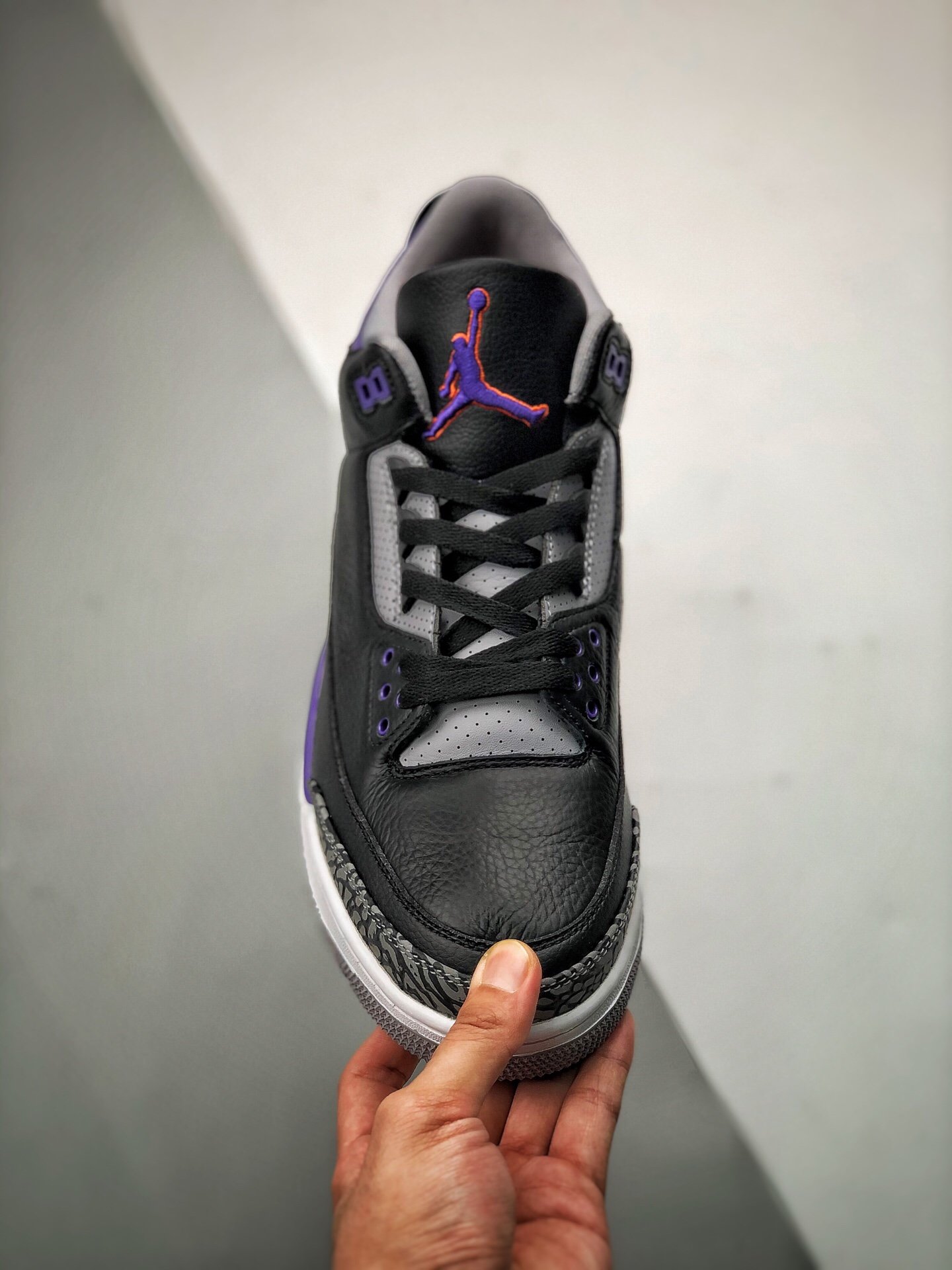 Кросівки Air Jordan 3 Court Purple фото 2