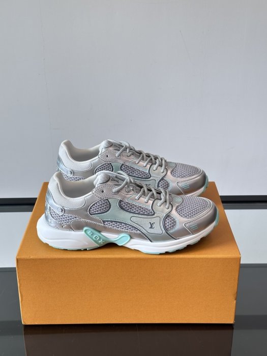 Кроссовки мужские