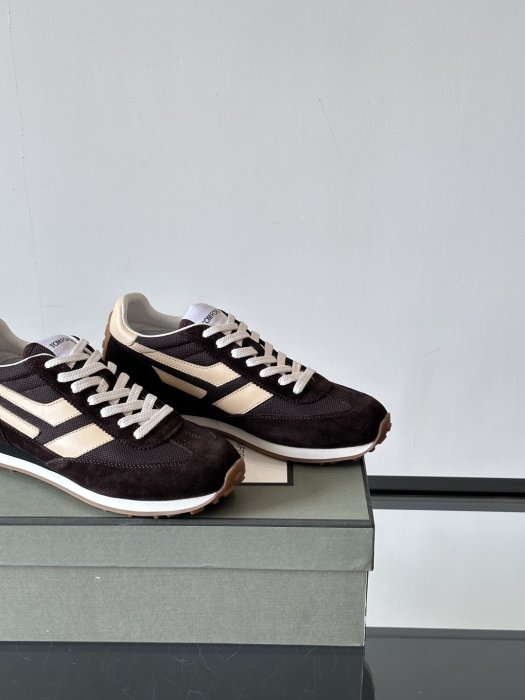 Кросівки чоловічі фото 7