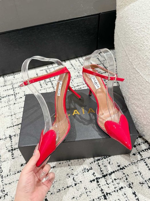 Босоножки фото 4