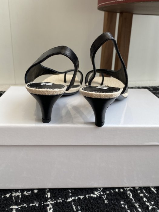 Босоніжки фото 8