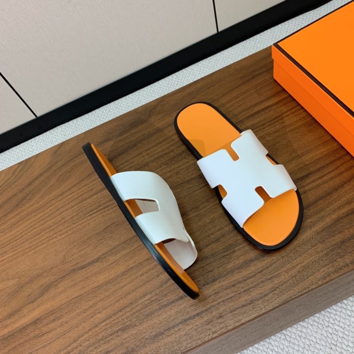 Шлепанцы женские фото 5