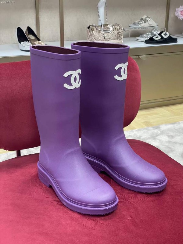 Rubber boots women's purple