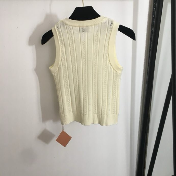 Костюм женский фото 3