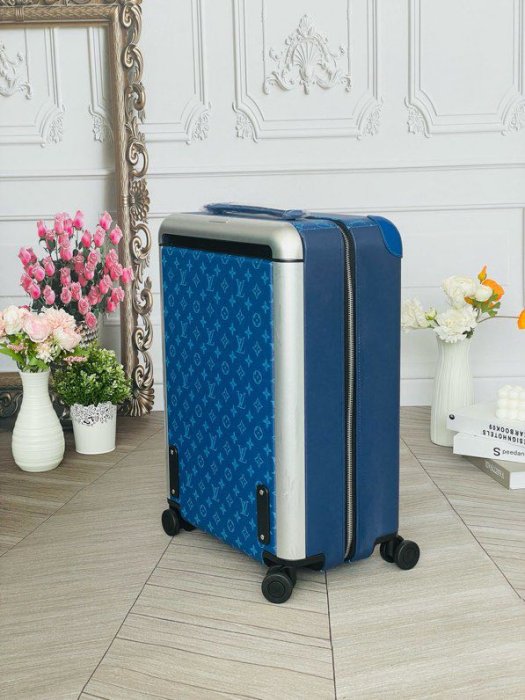 Чемодан Horizon 55 для ручной клади 38х55х21 см фото 6