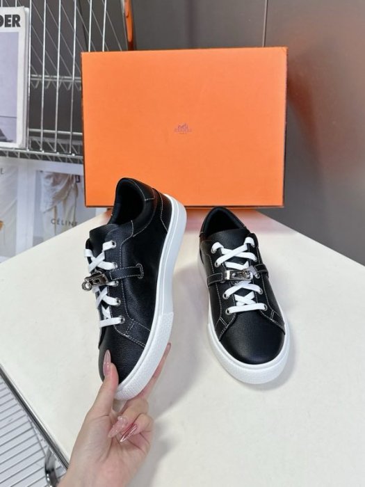 Кроссовки фото 3