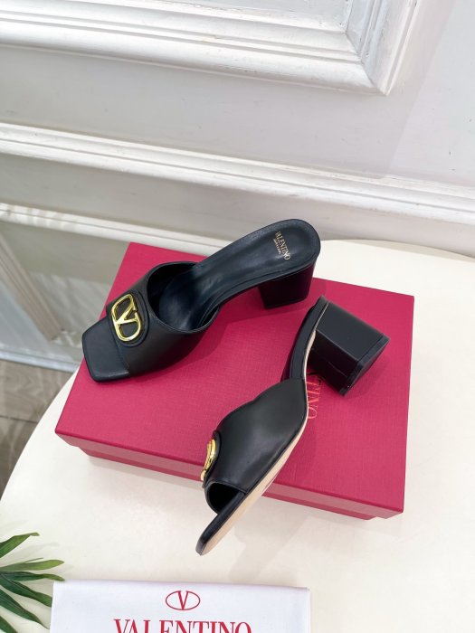 Босоножки фото 5