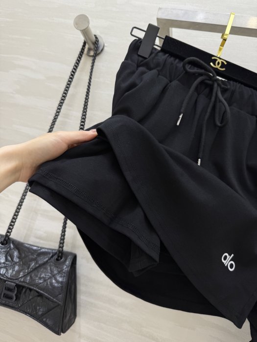 Костюм женский фото 9