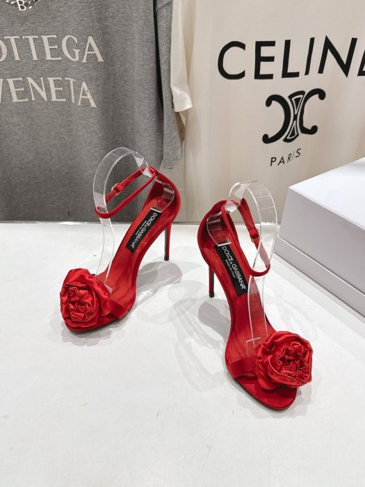 Босоніжки фото 2