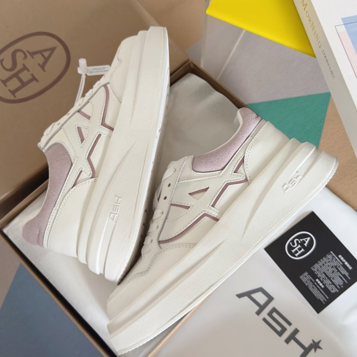 Кроссовки фото 6