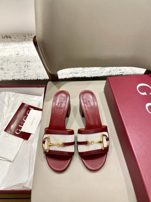 Босоніжки фото 4