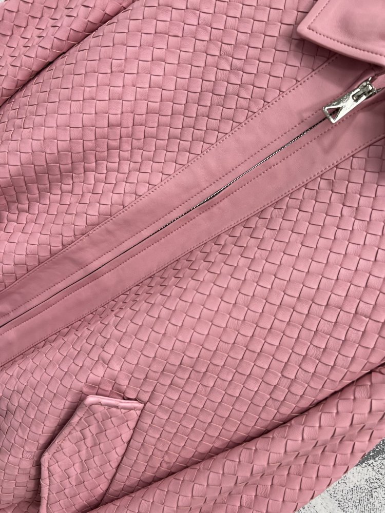 Jacket women's leather фото 3