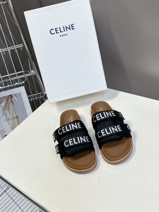 Шлепанцы женские