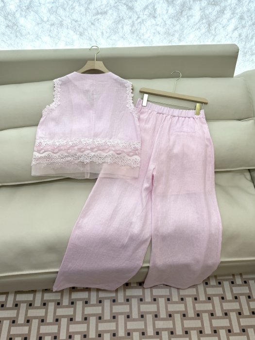 Costume female фото 4